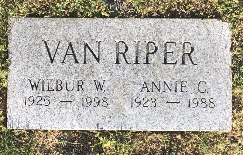Van Riper, Wilbur- Headstone.jpeg