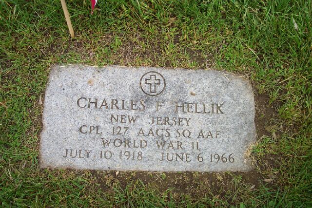 Hellik, Charles-Headstone.jpg
